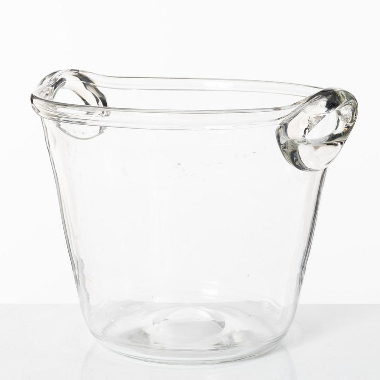 Nils Landberg, vinkylare, Orrefors.