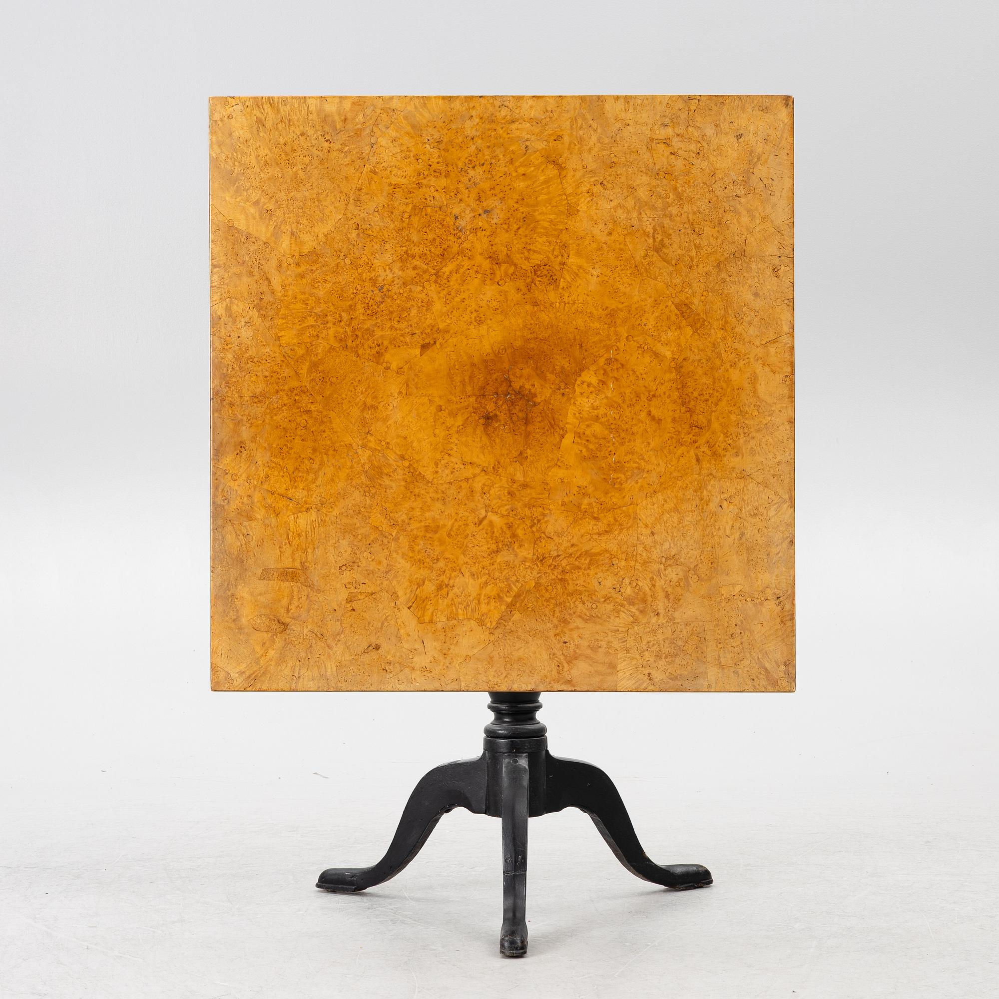 A Swedish 19th century tilt-top table.