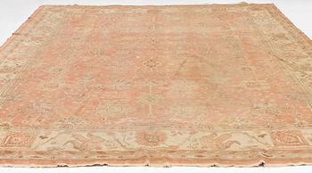 Rug, Smyrna, likely semi-antique, 425 x 342 cm.