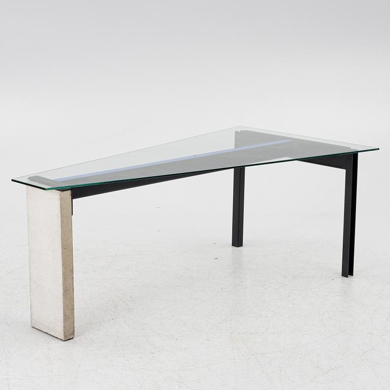 Jonas Bohlin, Coffee table, "Concrete", Källemo, Värnamo.
