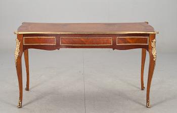 SKRIVBORD, Louis XV-stil. 1900-tal.