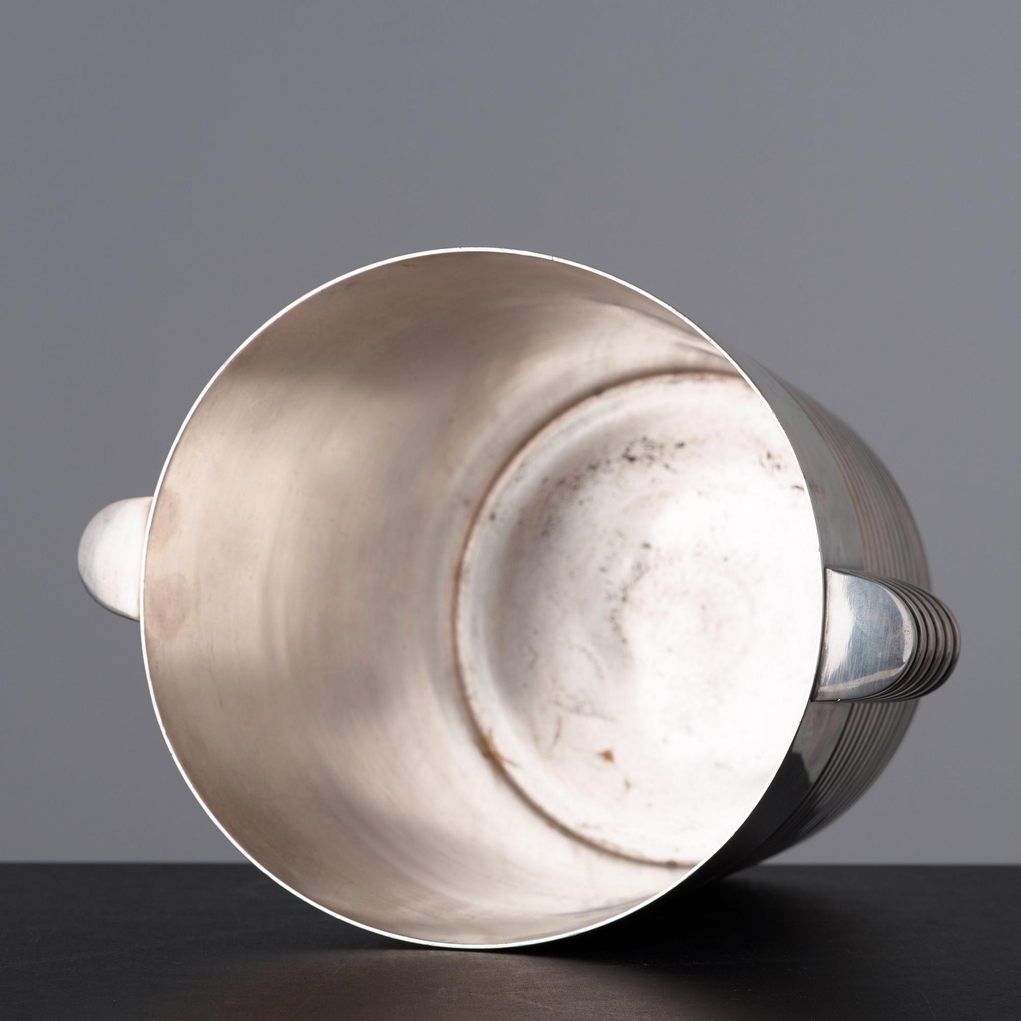 Luc Lanel, champagnekylare, nysilver, Christofle, Frankrike, formgiven för lyxkryssaren "Normandie" 1935.
