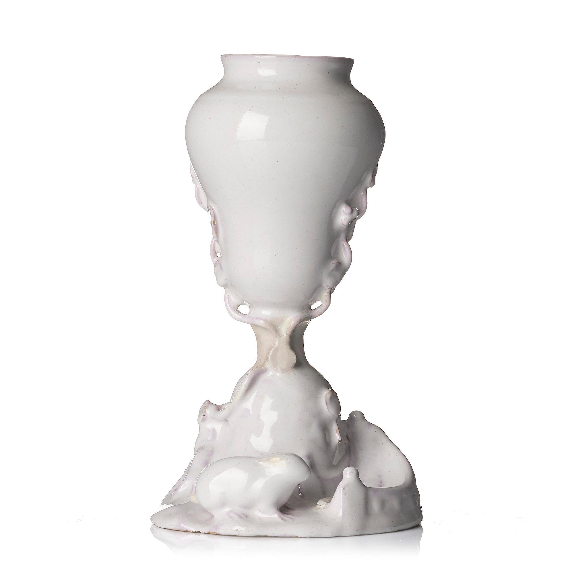 A Swedish Marieberg faience vase, 18th century.