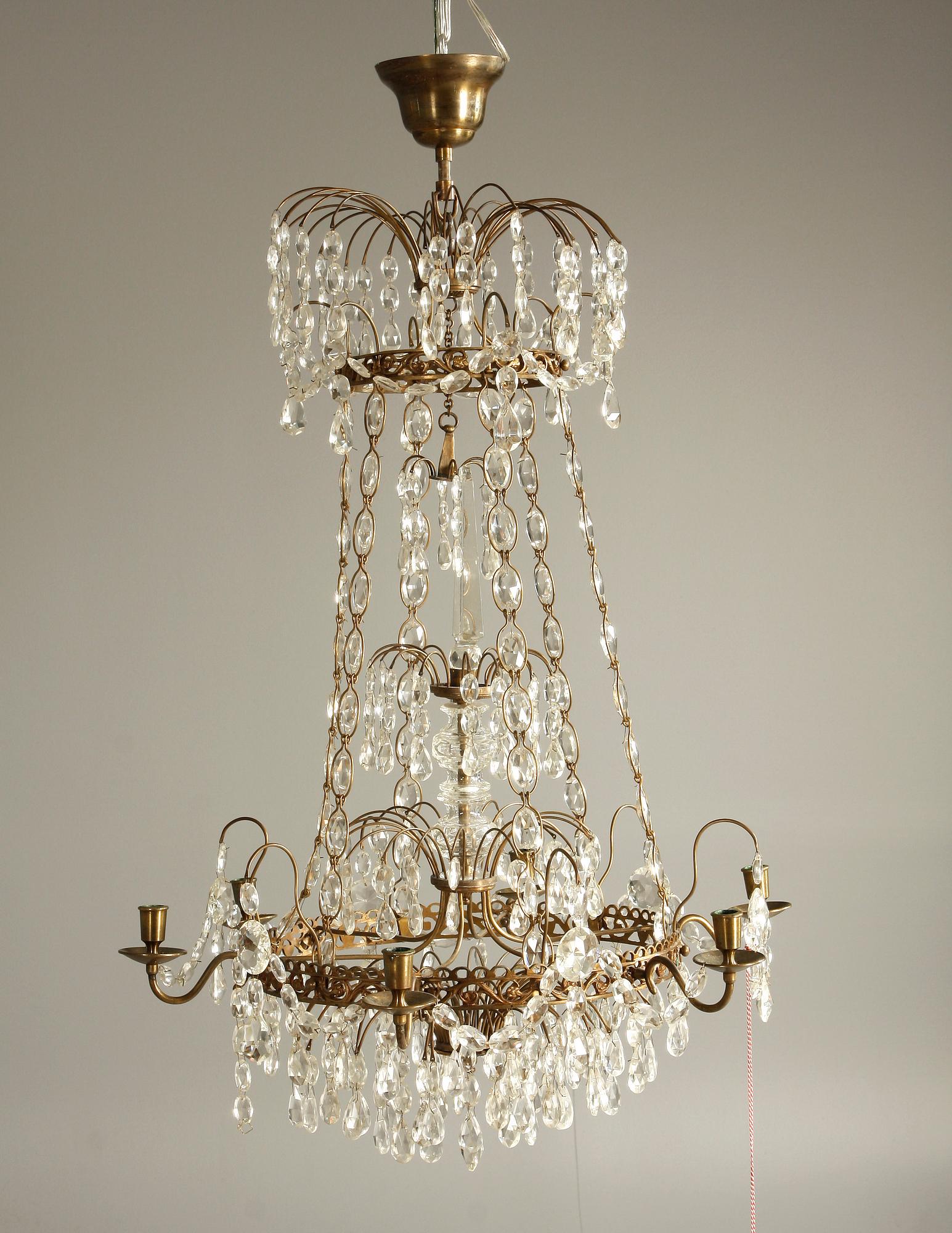 LJUSKRONA, gustaviansk stil, sk Hagamodell, 1900-talets början. H 78.