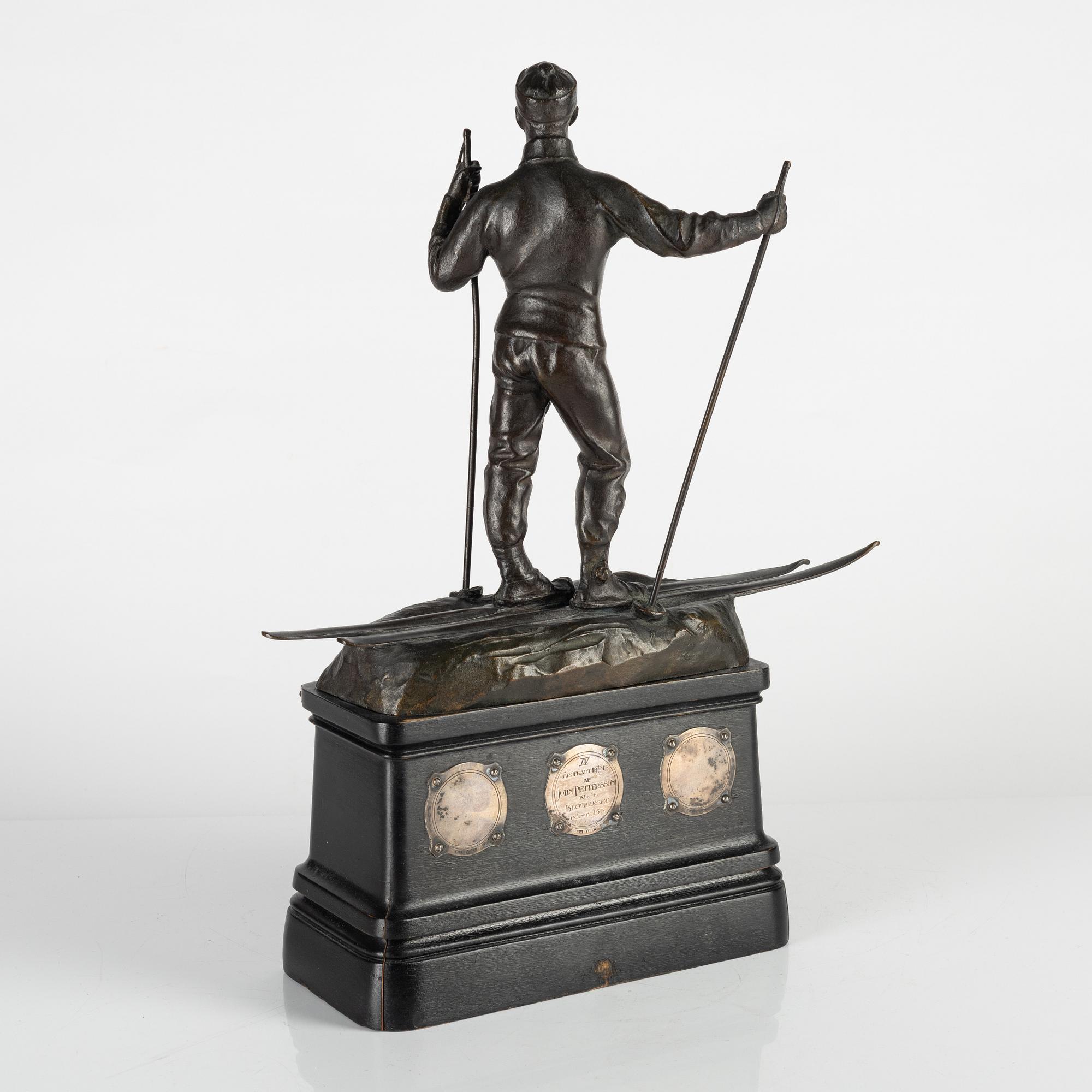 Gerda Sprinchorn, sculpture. Signed. Bronze, total height 39 cm.