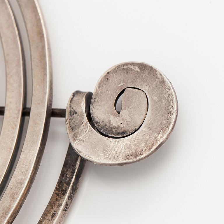 Alexander Calder, brosch, 1940-tal.