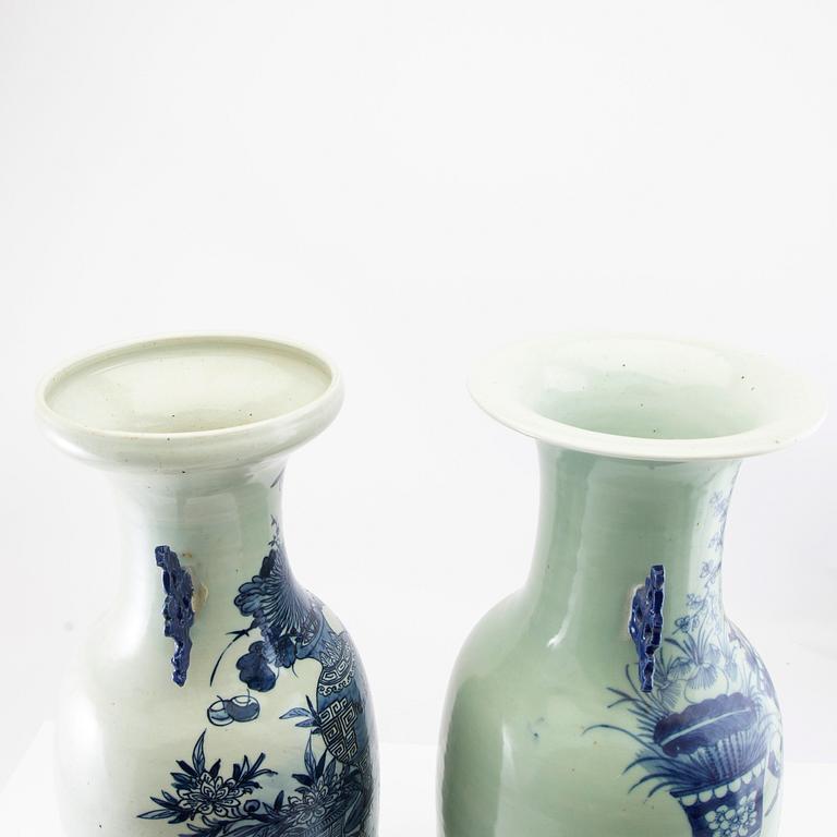 Two Chinese blue and white 'antiques and precious objects' vases, 20th century.