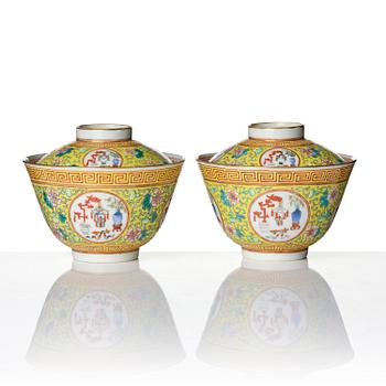 A pair of yellow ground 'medallion' bowls with covers, Qing dynasty with Daoguang mark.