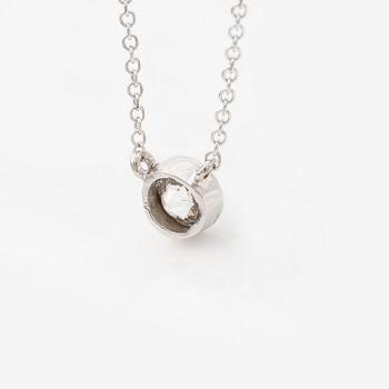 Necklace 18K white gold with an old-cut diamond.