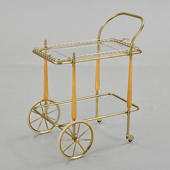 SERVERINGSVAGN, 1900-talets andra hälft.
