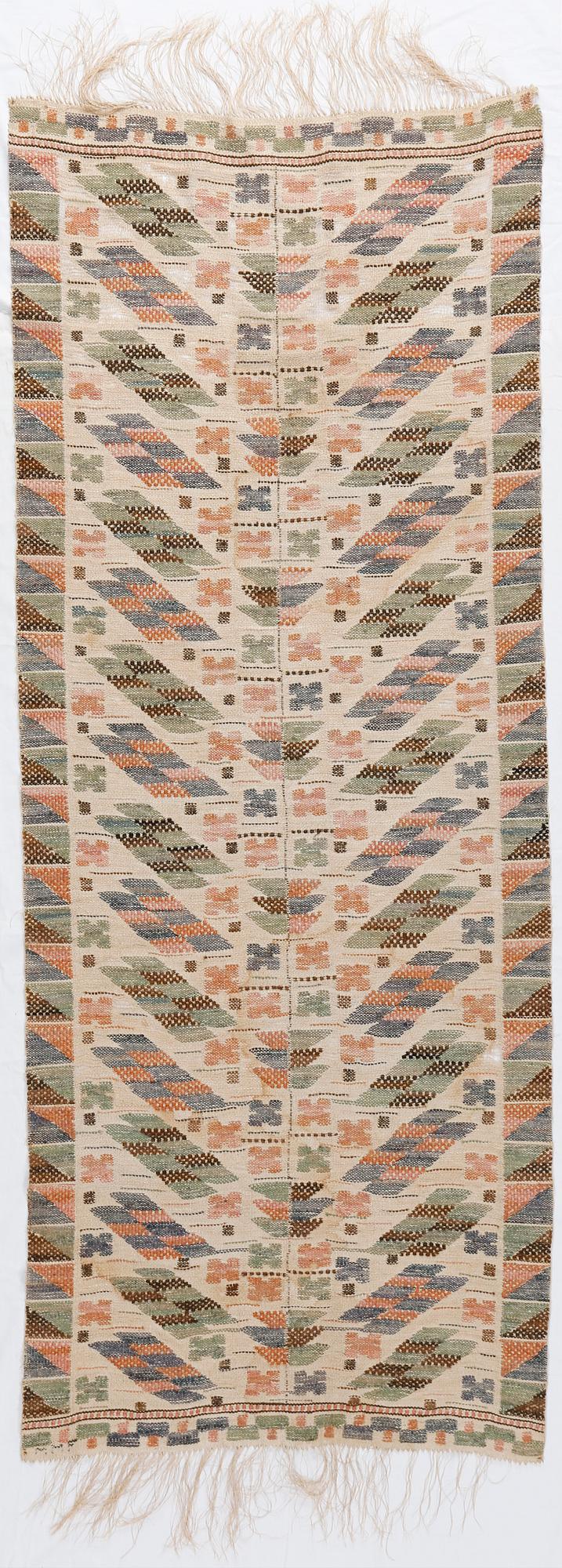 A textile, deisgned by Märta Måås-Fjetterström, signed MMF, probably 1930s, 200 x 76 cm.