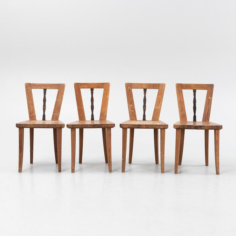 Åby möbelfabrik. Sportstugemöbel ”Åby”, a set of four pine chairs, first half of the 20th Century.