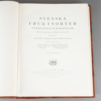 AXEL PHIL OCH JAKOB ERIKSSON, "Svenska Fruktsorter", PA Norstedt & Söners Förlag Stockholm 1924.