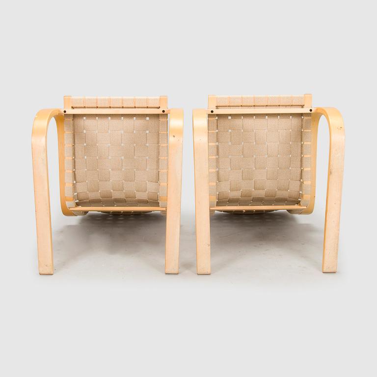 Alvar Aalto, nojatuolipari malli 406 Artek 1900-luvun loppu.