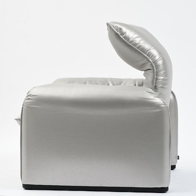 Vico Magistretti, fåtölj, "Maralunga 40 Nordiska Galleriet Limited Edition", ed. 1/5, Cassina, Italien, 2021.
