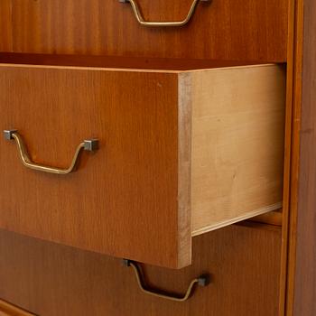 A Swedish Modern chest of drawers, Svenska Möbelfabrikerna, Bodafors, Sweden, 1940's/50's.