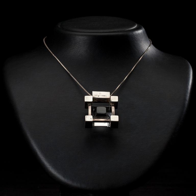 HÄNGSMYCKE, silver med slipat glas, Kaunis Koru 1969.