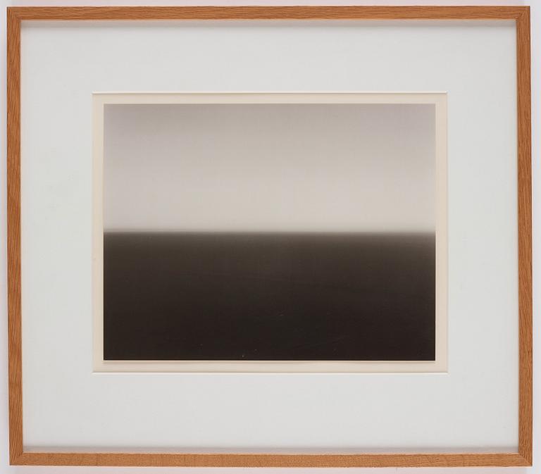 Hiroshi Sugimoto, "Mediterranean Sea Cassis 1989".