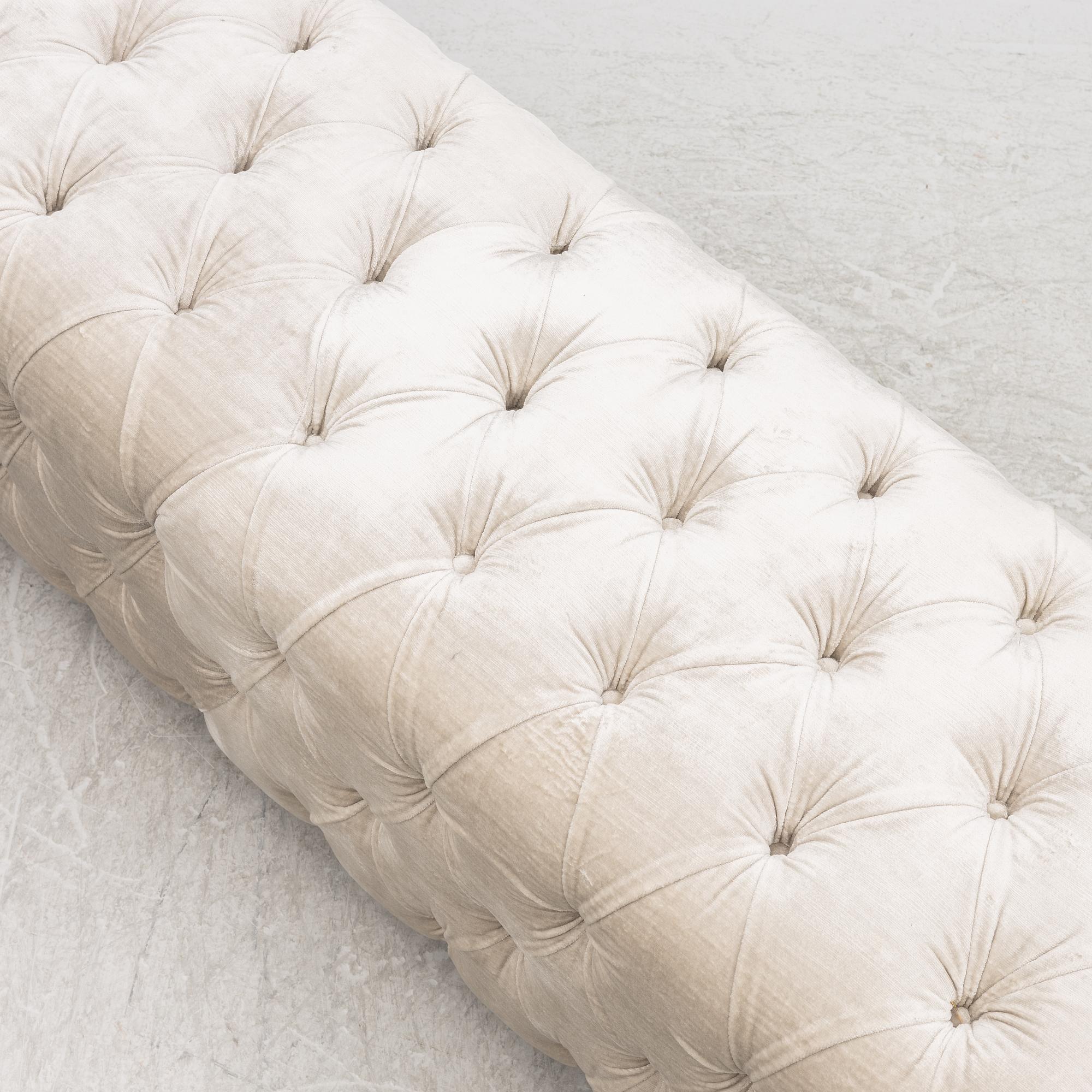 A pouf / bench, Ascension Latorre, contemporary.