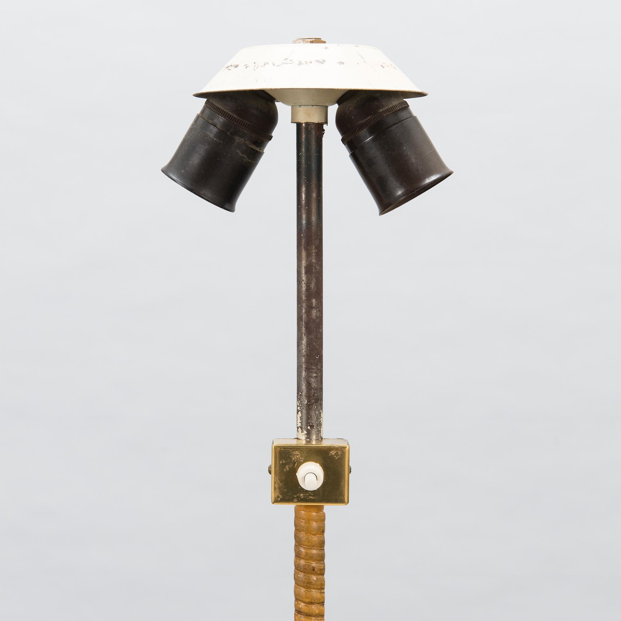 PAAVO TYNELL, golvlampa, Taito, 1900-talets mitt.