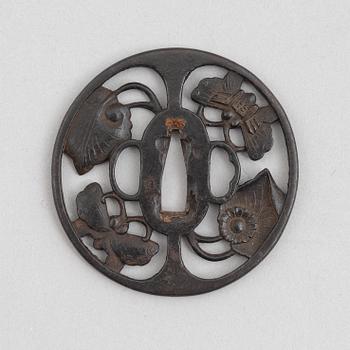 Tsuba, Japan, unsigned, Edo.