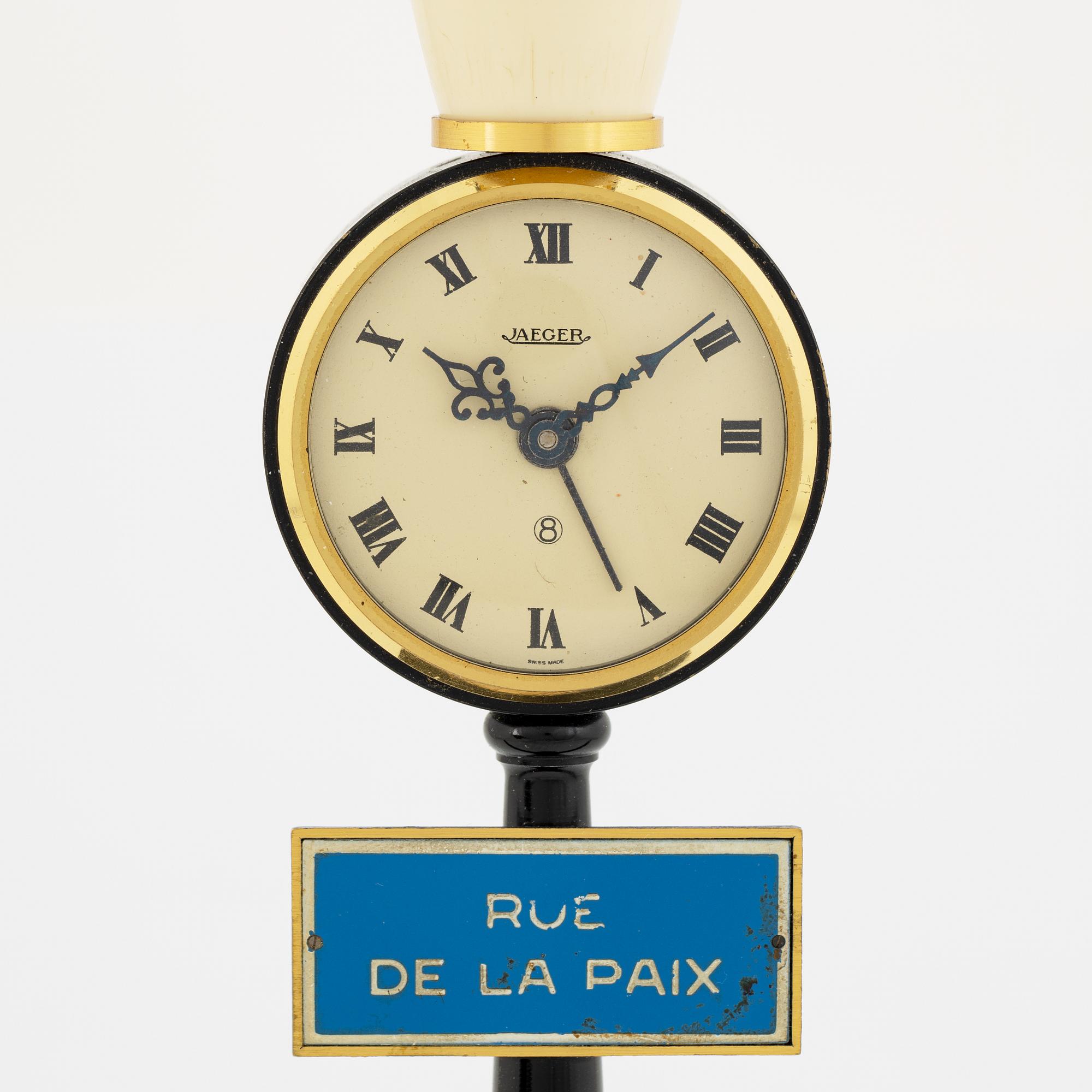 Jaeger-LeCoultre, "Rue De La Paix", table clock, 28 cm.