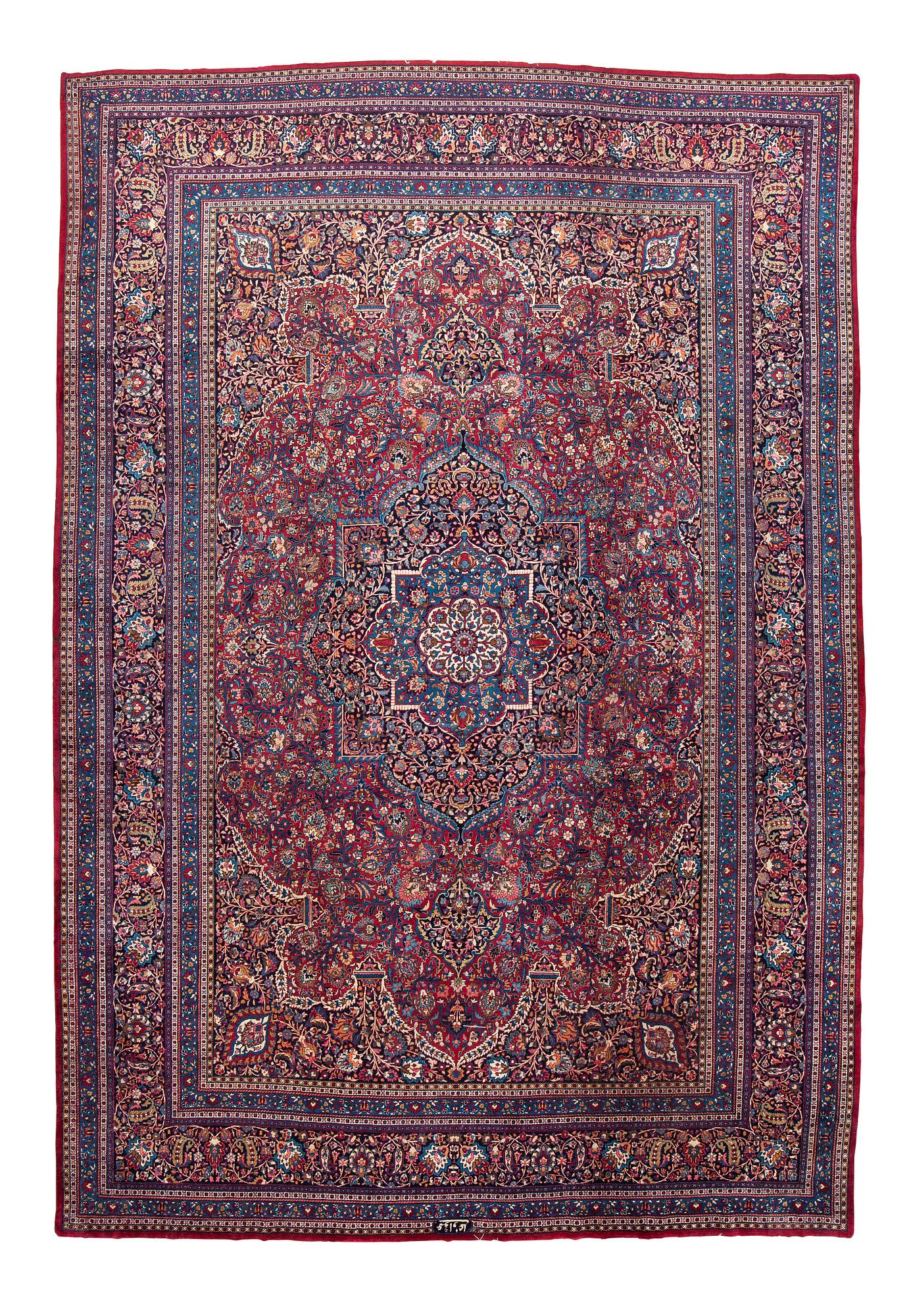 Matta antik Meshed, signerad Amoghli, ca 526,5 x 356 cm.