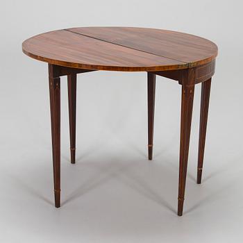 Pöytä/klaffipöytä, puolipyöreän muotoinen, Englanti, 1700-luvun loppu.