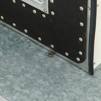 Alvar Gullichsen, "Hot-Spot Non-Standard Orbitizer" & Docent Udo D. Dröppeldorf, Raba Hiff, Bonk Business Inc.