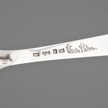 OSTRONSKED, silver, Wiwen Nilsson, Lund, 1954. Vikt 29 gram.