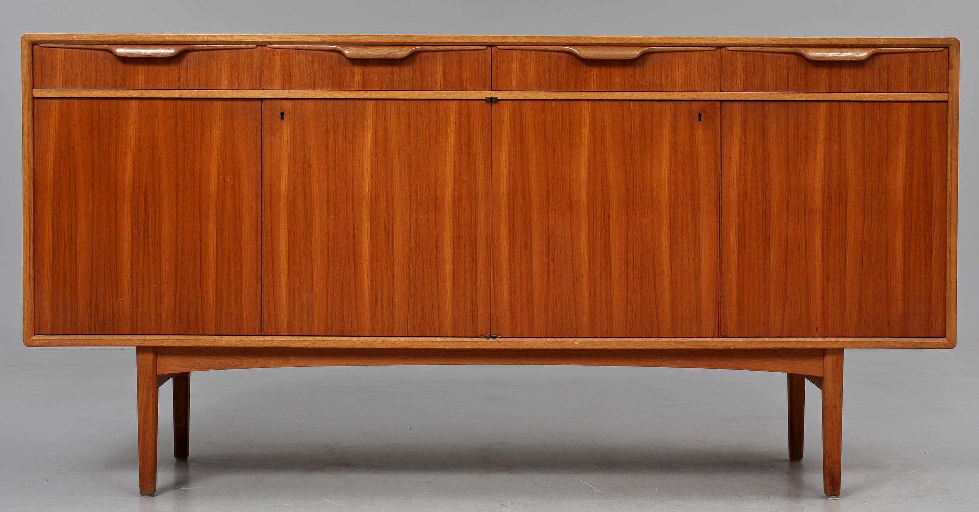 SIDEBOARD, Bertil Fridhagen, Bodafors, 1960.