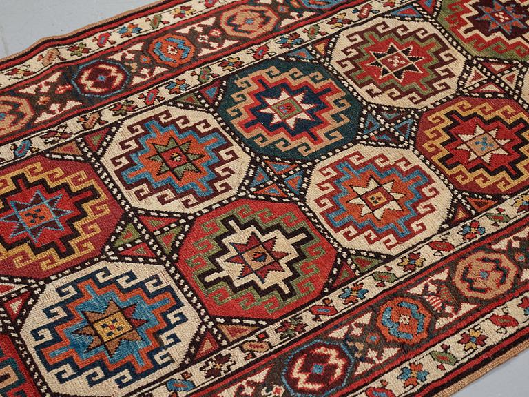 MATTO Antique Moghan, ca 360 x 106,5 cm.