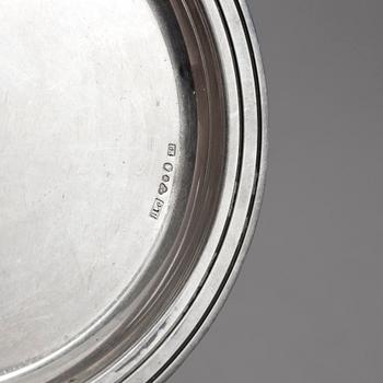 PARTI UNDERLÄGG och FAT, silver, 15 delar. Cirka 570 gram. Mestadels 1960-tal.