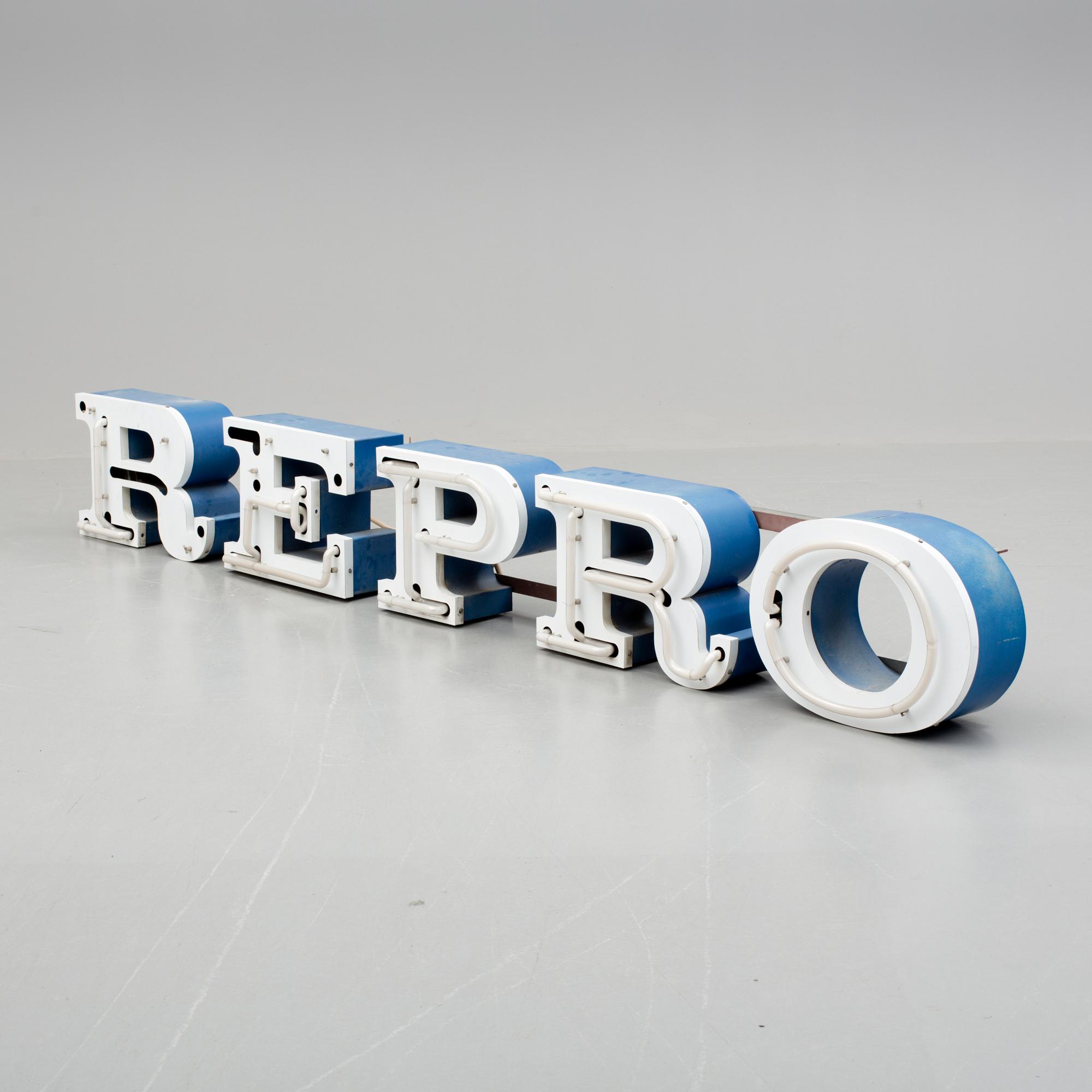 FASADSKYLT, "REPRO", 1900-talets första hälft.