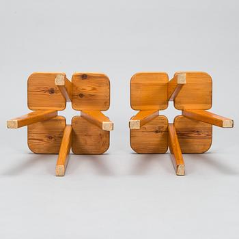 Rauni Peippo, a pair of stools "Apila" (Four-leaf clover) for Oy Stockmann Ab, Keravan Puusepäntehdas, Finland.