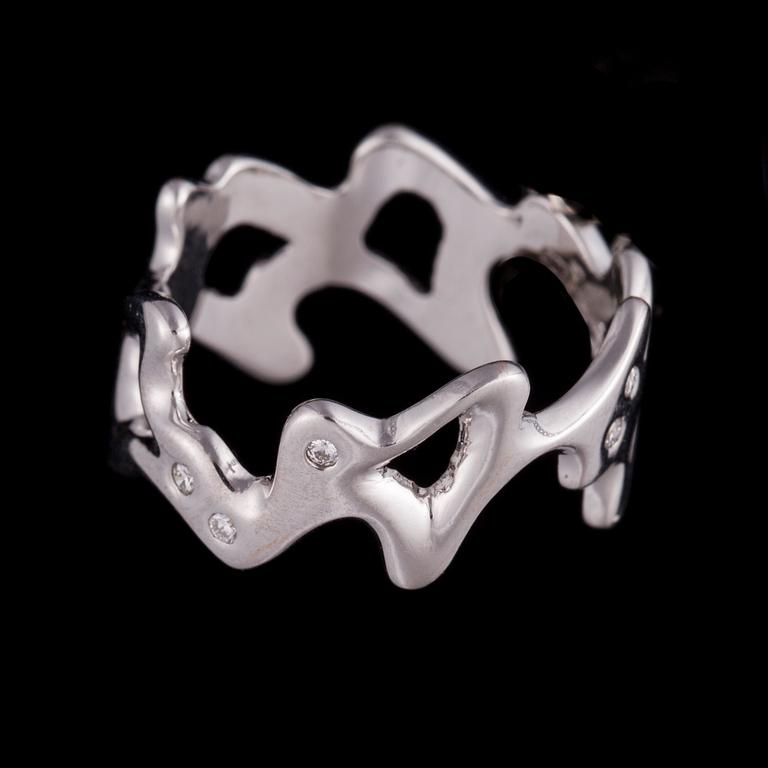 RING, 14K vitguld, diamanter, finska kontrollstämplar. Vikt ca 4,9 g.
