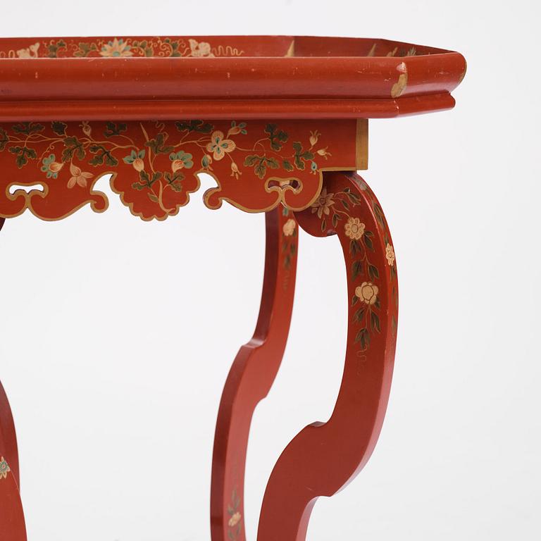 A chinoiserie table, 20th Century.