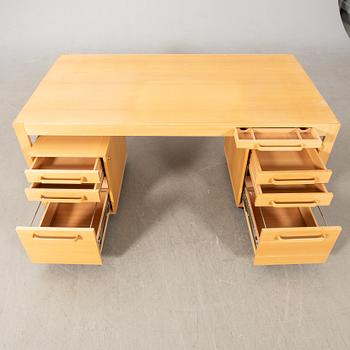 Rud Thyfgesen & Johnny Sorensen, desk, along with 2 chests of drawers, "Kongserien", Denmark.