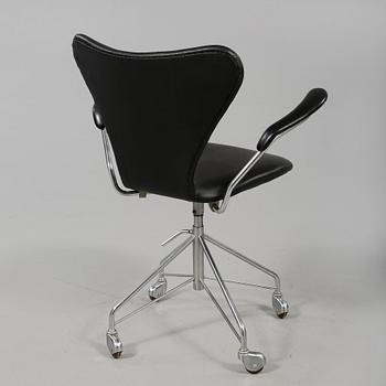 KONTORSSTOL, "Sjuan", Arne Jacobsen, Fritz Hansen, Danmark 1963, märkt 0963.