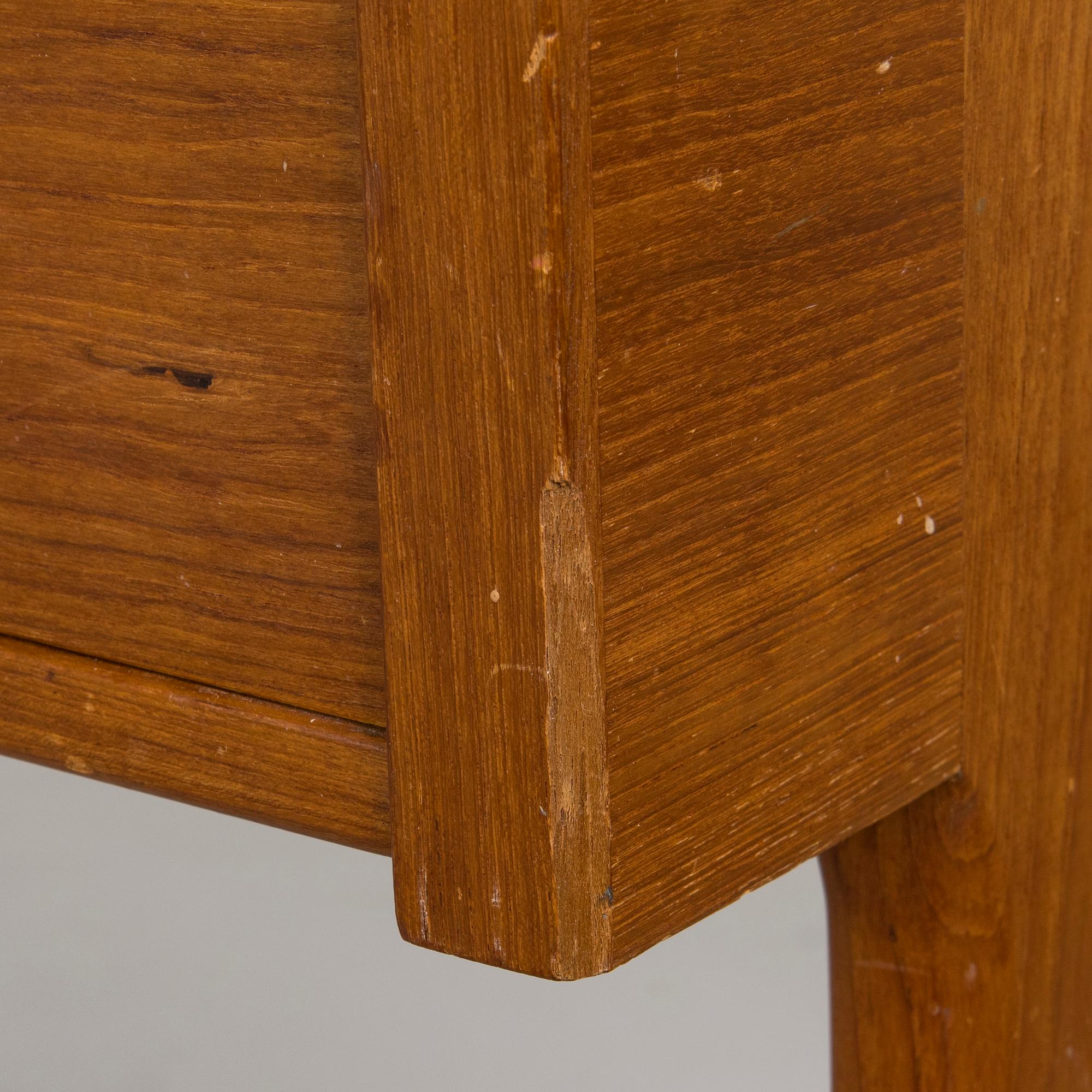 Hans J. Wegner, kaappi, "RY-20" Ry Möbler, Tanska, 1960-luku.