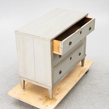 Chest of drawers, 19th century.