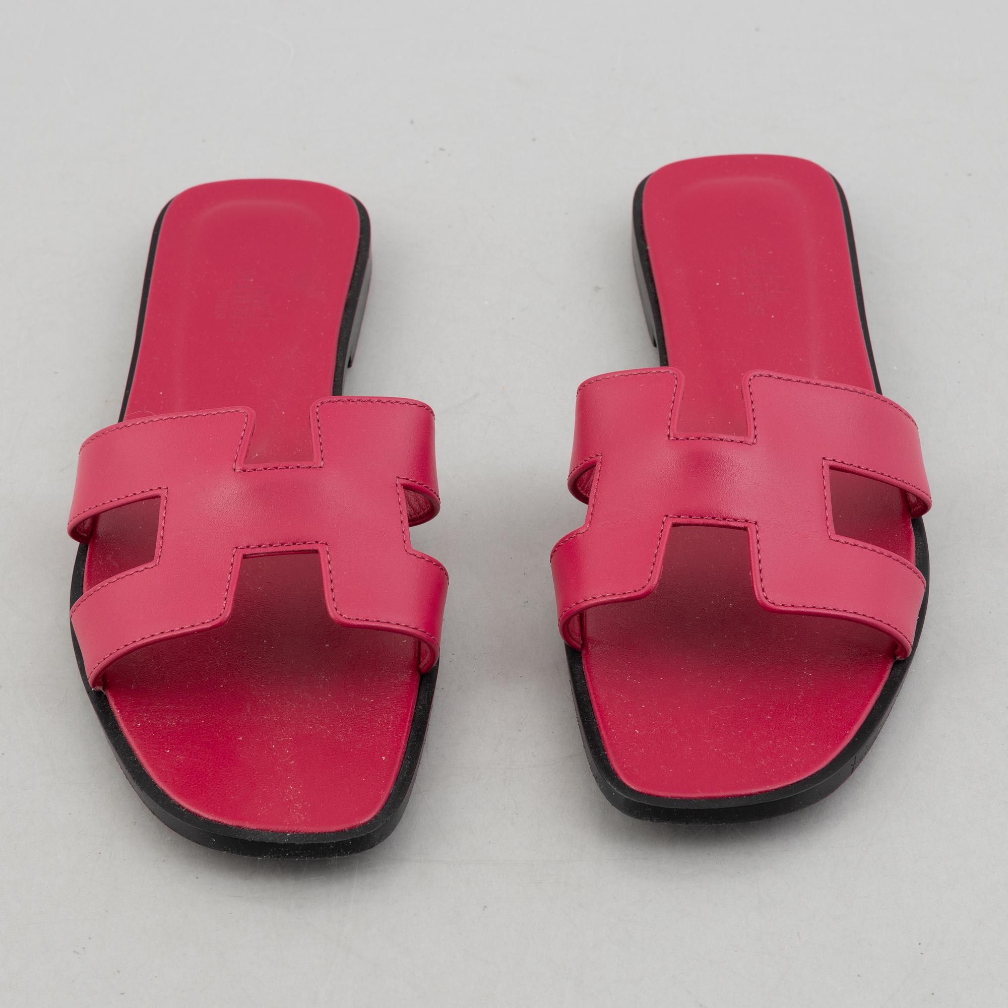Hermès, Sandals, "Oran", size 38.
