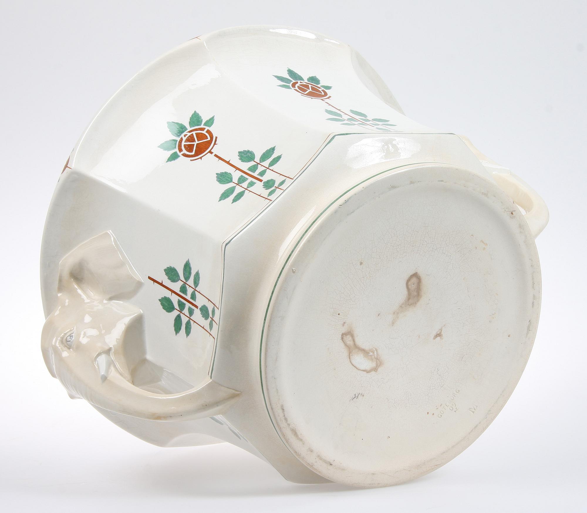 YTTERFODER, flintgods, Göteborgs porslinsfabrik, 1900-talets första hälft.