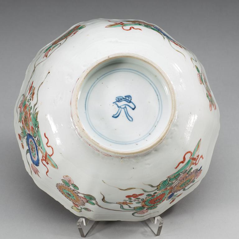 SKÅL, porslin. Qing dynastin, Kangxi (1662-1722).