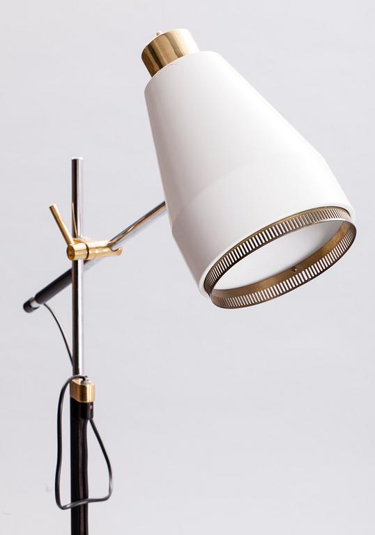 Viljo Hirvonen, A FLOOR LAMP.