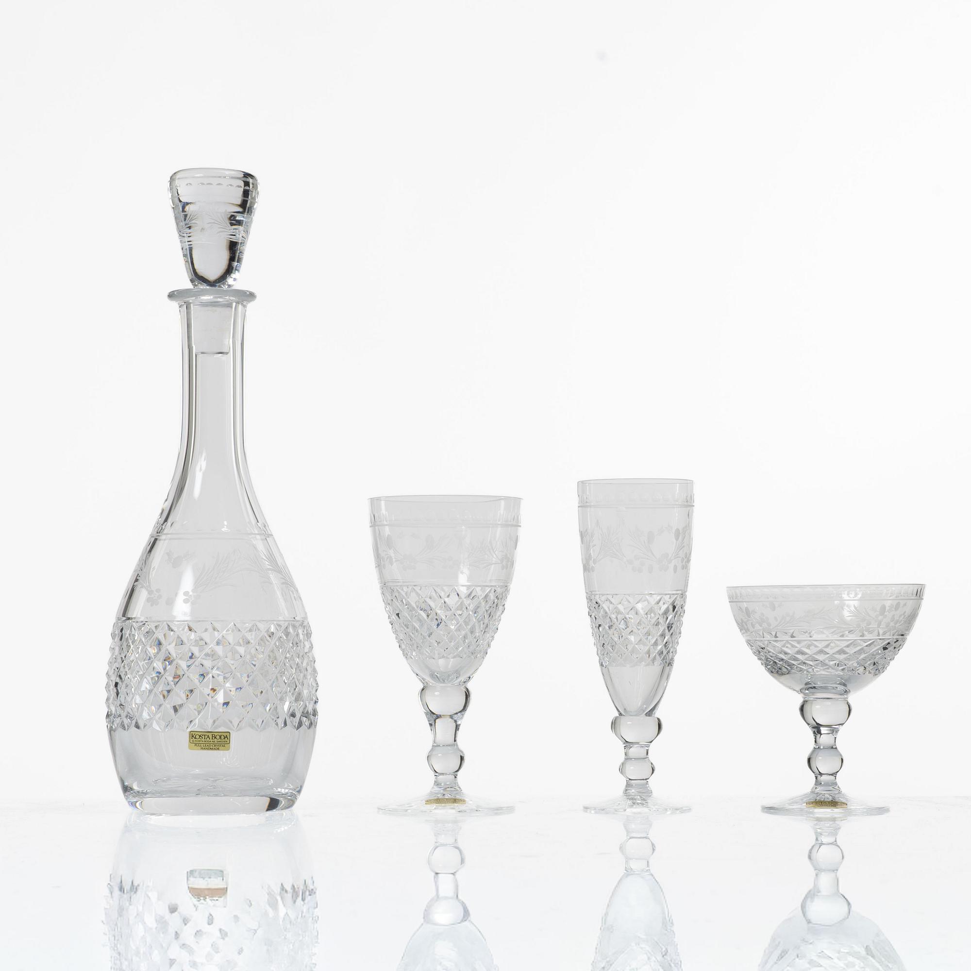 Kosta, A 23 pieces glass service, “Elvira Madigan”, 20th century.