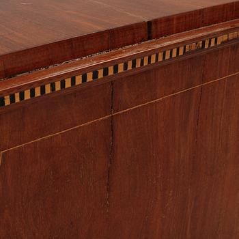 Magnus Samuel Kihlander (verksam 1801-1821), Skrivbyrå, 1800-talets första hälft.