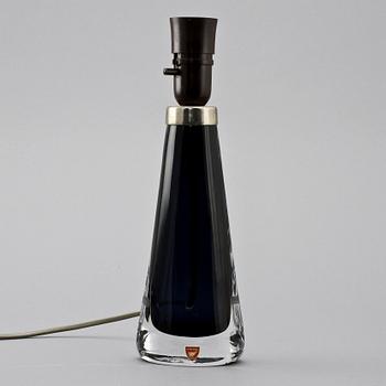 BORDSLAMPA, glas, Carl Fagerlund, Orrefors, 1900-talets andra hälft.