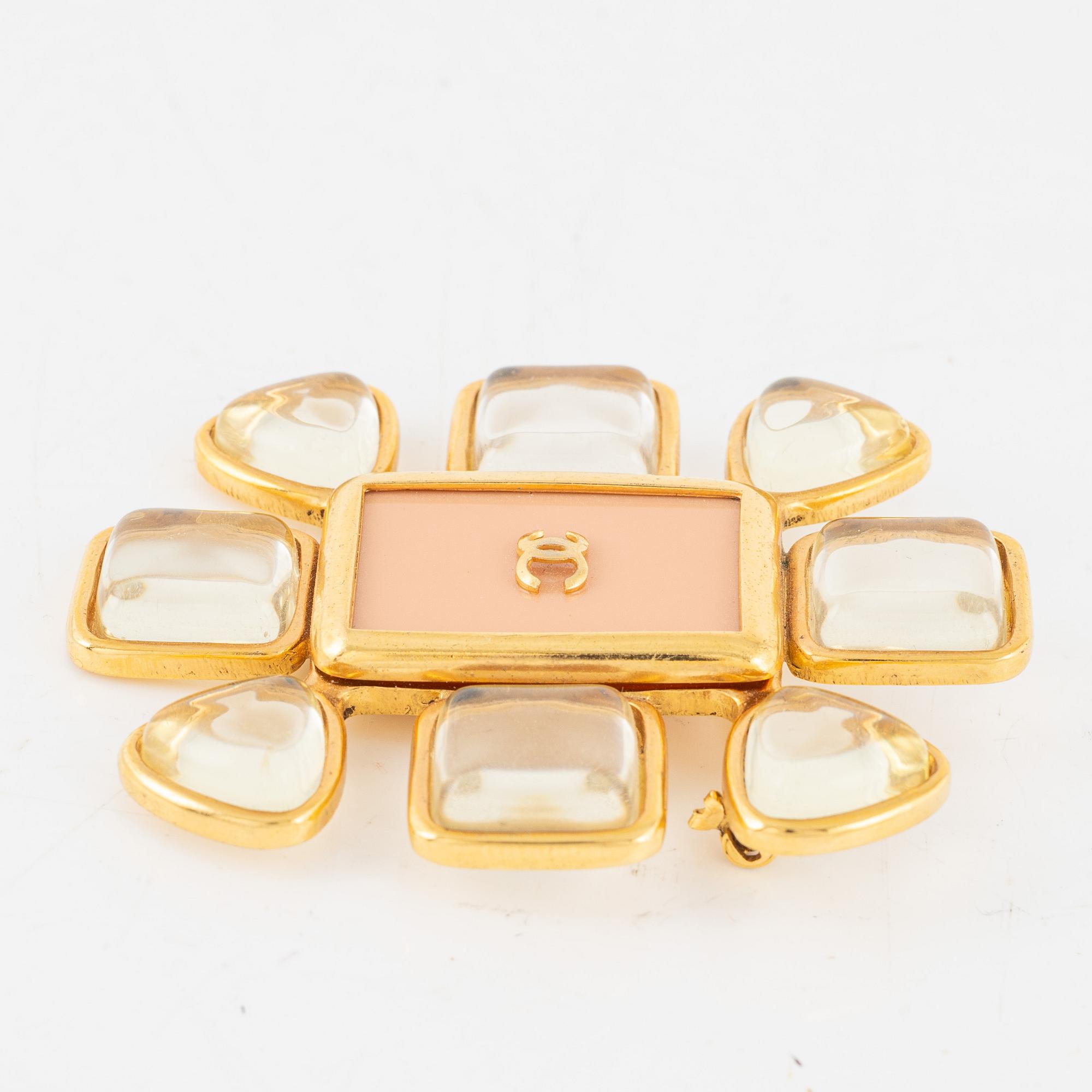 Chanel, brosch, 1996.