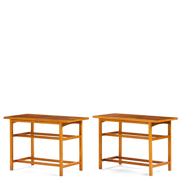 A pair of side tables, second half of the 20th century.